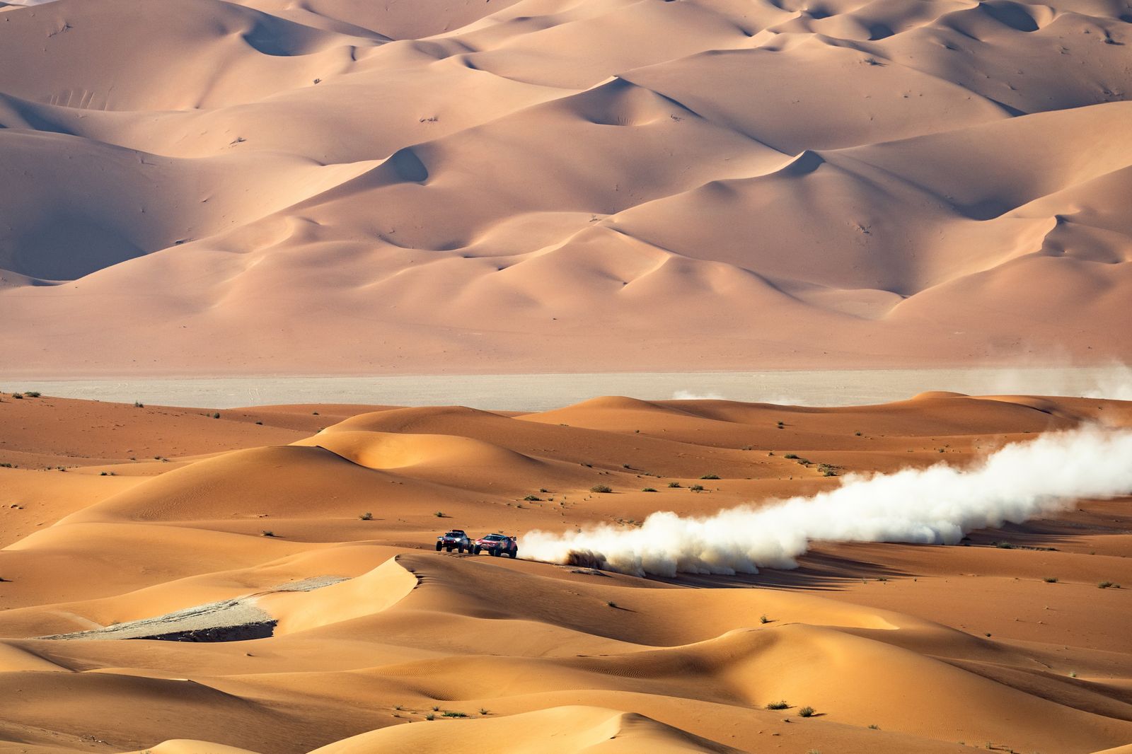 Las espectaculares imágenes del Dakar por las dunas