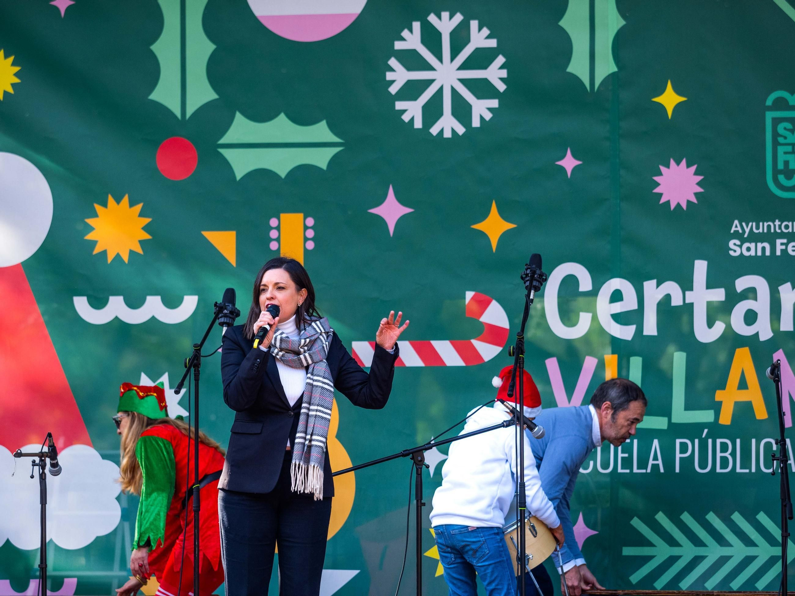 El Certamen de Villancicos de los colegios públicos de San Fernando, en imágenes
