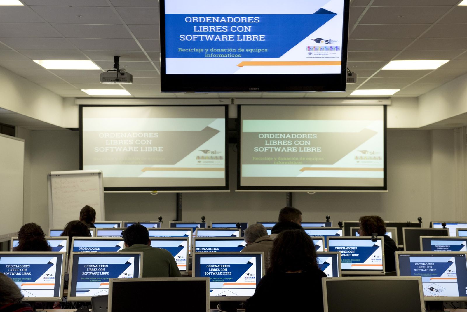 Taller formativo en la sede de la OSL, en Real de Cartuja.