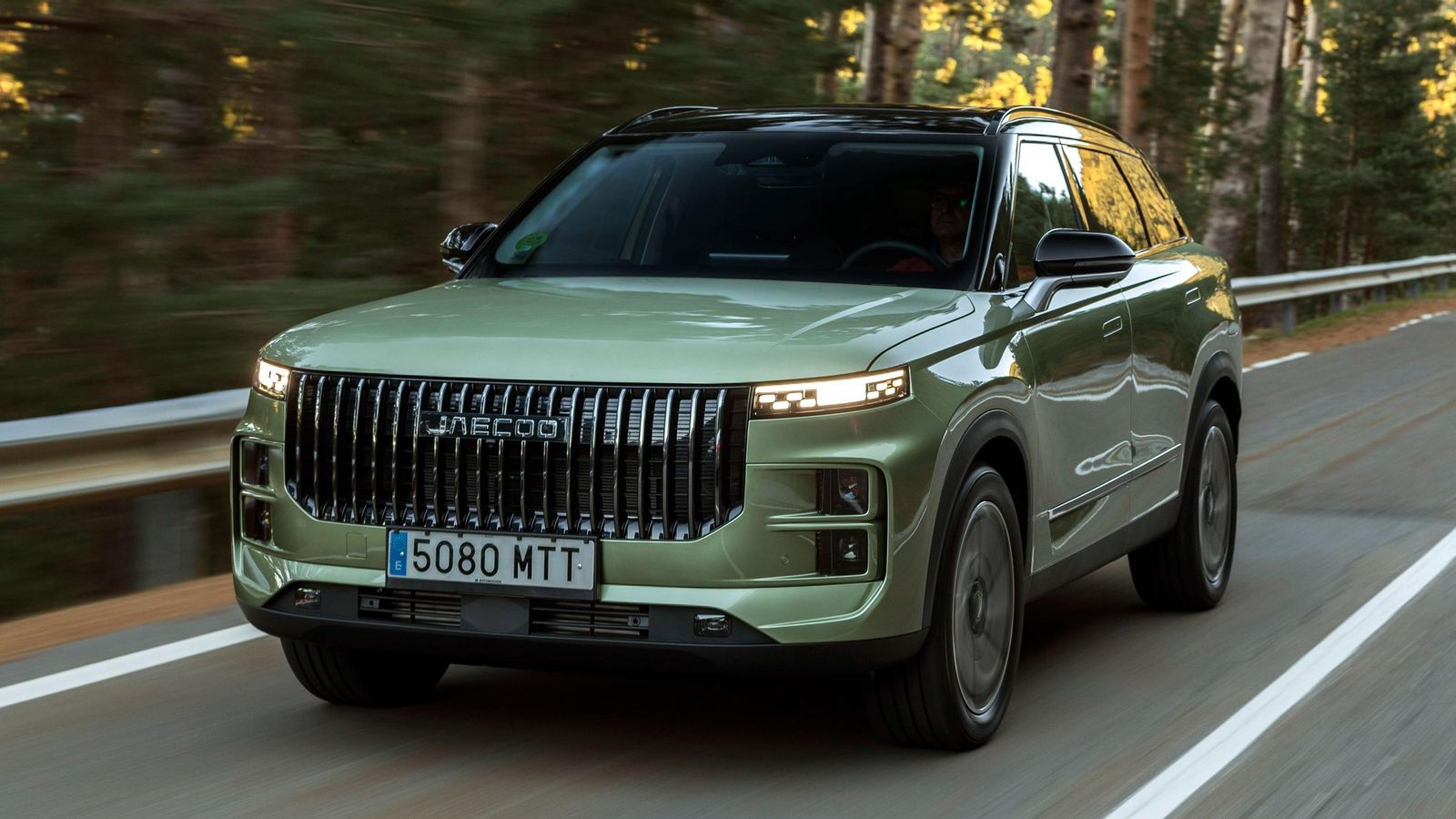 Con este motor de gasolina de 147 CV la prestación del Jaecoo 7 es muy discreta. Posiblemente, el PHEV mejore sustancialmente esta apreciación.