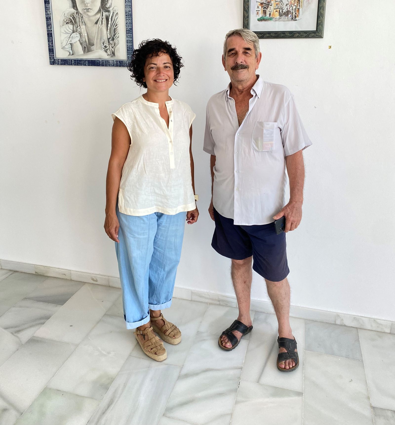 Noemí Linares con el artista Enrique Ferreira.