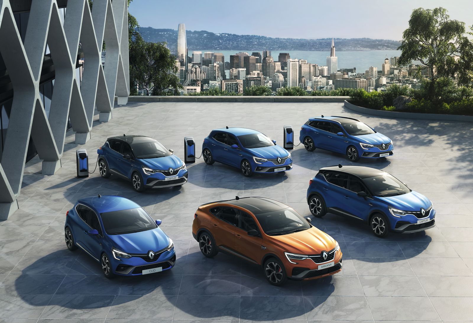 Renault suma tres híbridos más a su gama E-Tech: Arkana, Captur y Mégane berlina