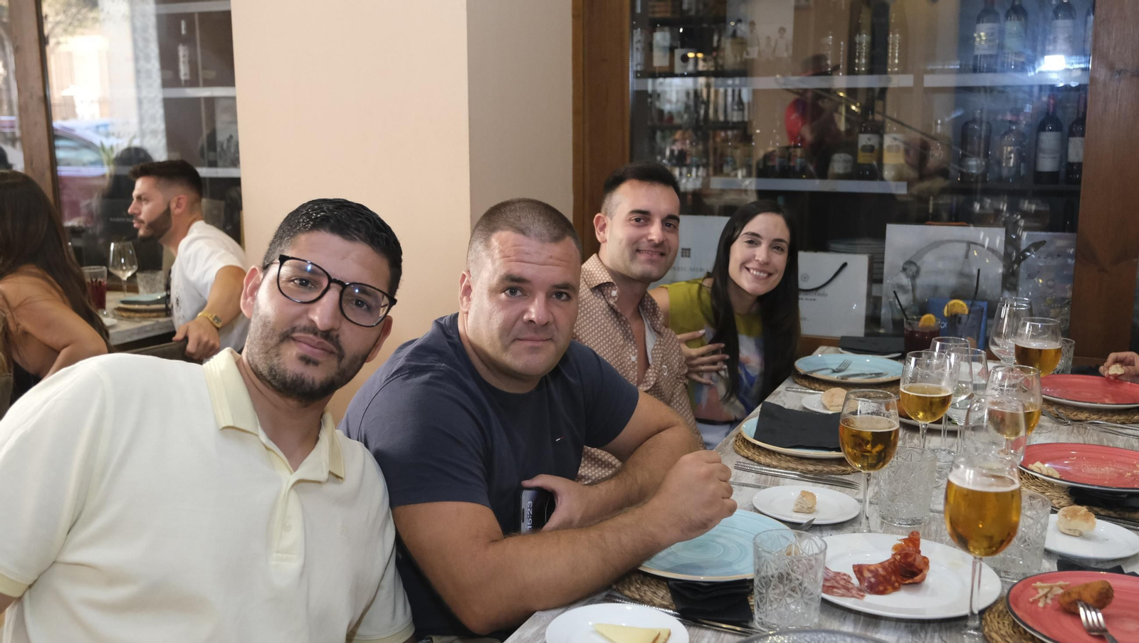 Sábado de Feria del Mediodía de Almería en La Bellota y El Buey, en La Cuarta Planta y en los ambigús