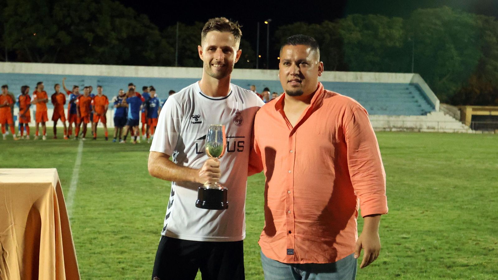 Imágenes del Trofeo de la Feria de la Vendimia entre el Xerez CD y la Balona