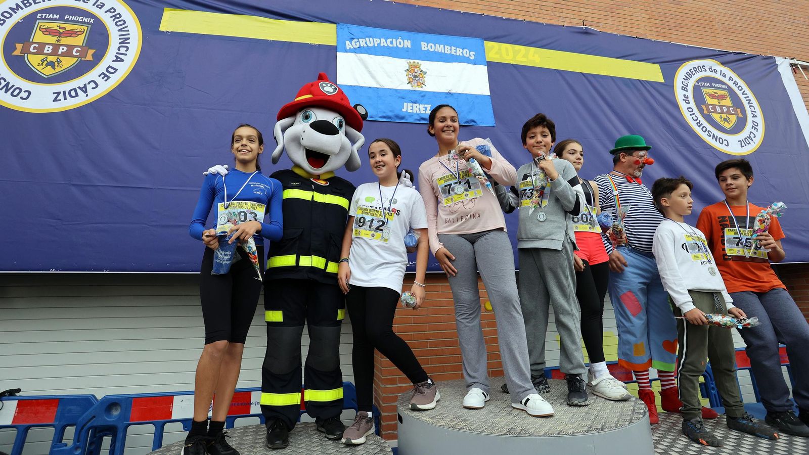 Búscate en la 4ª carrera infantil benéfica Bomberos de Jerez 2024
