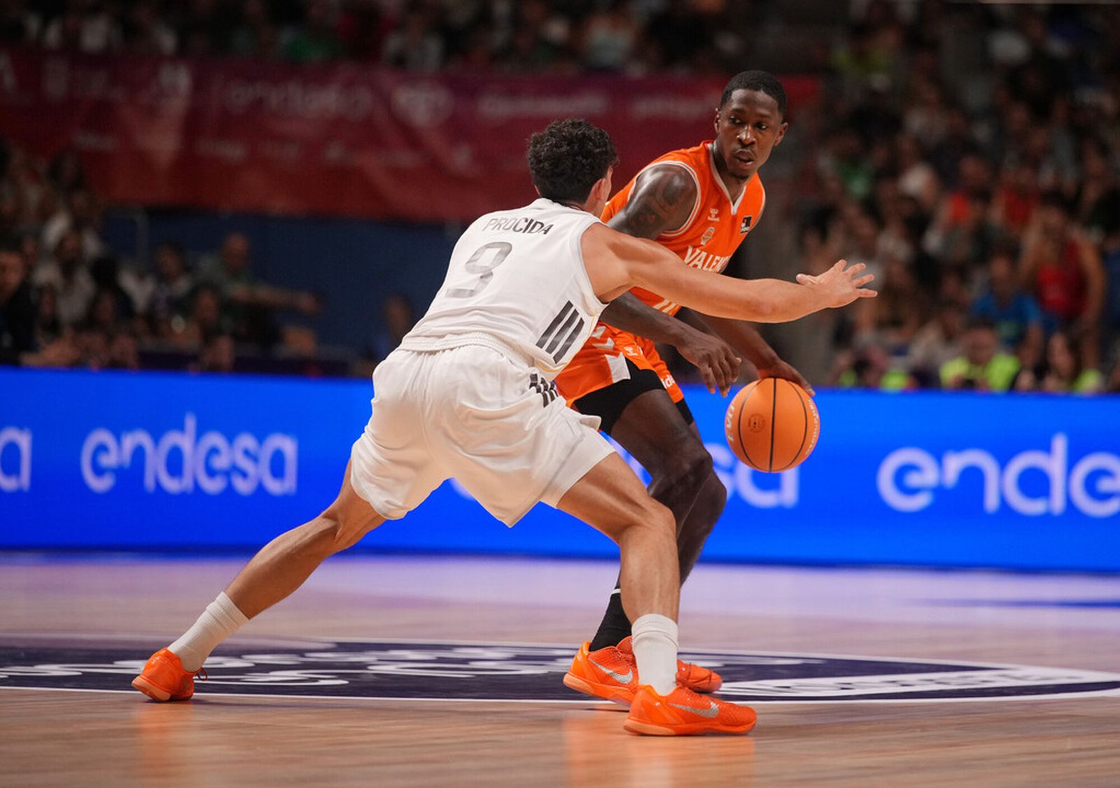 Las fotos del Real Madrid-Valencia Basket, final de la Supercopa