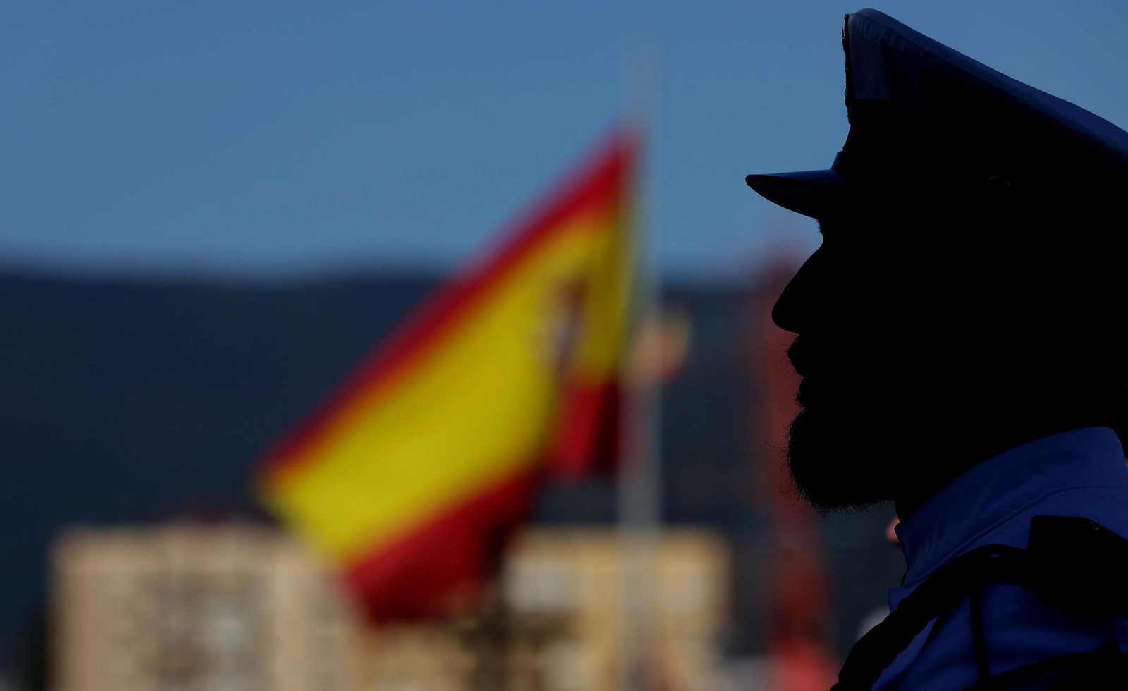 Fotos de la Jura de Bandera para personal civil a bordo del Buque de Asalto Anfibio 'Castilla' en Algeciras