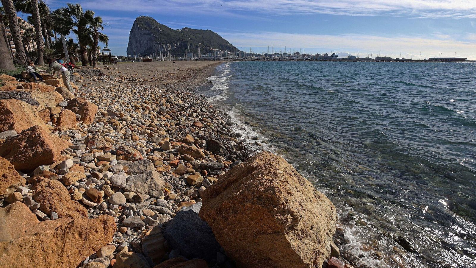 La playa de Poniente de La Línea.