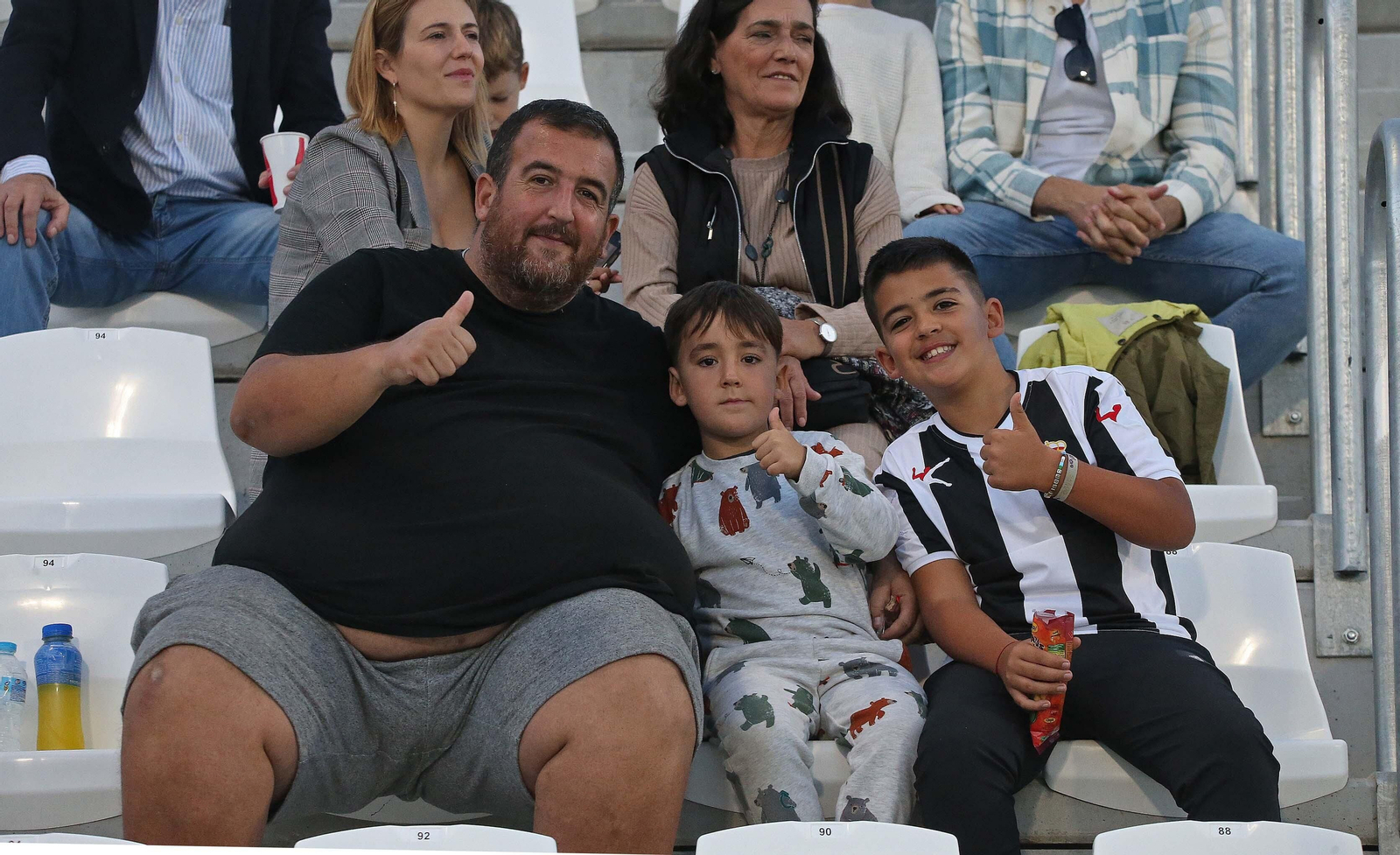 Búscate durante el Balona - Sevilla Atlético en el Ciudad de La Línea