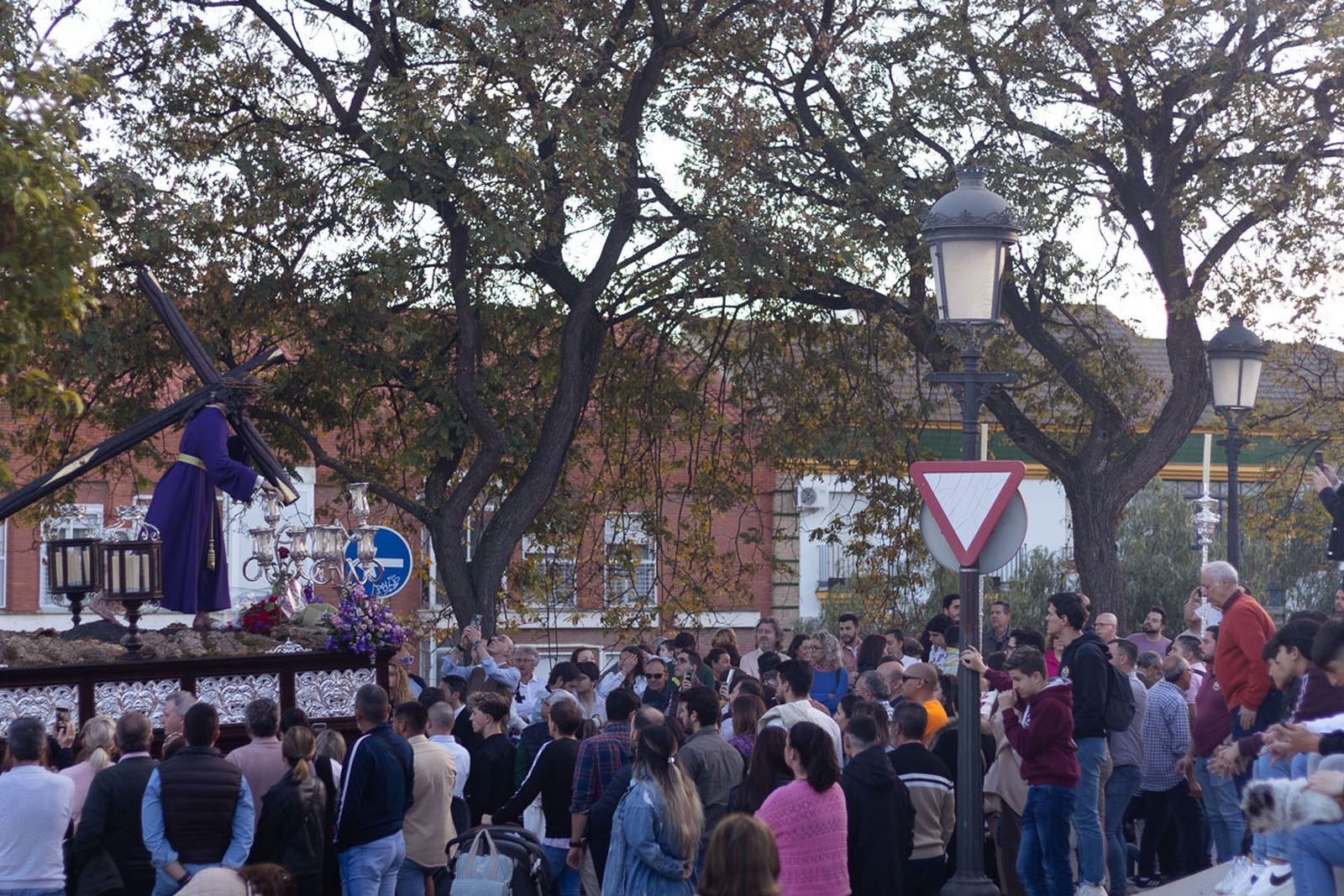 Imágenes de la procesión de Nuestro Padre Jesús de la Salvación