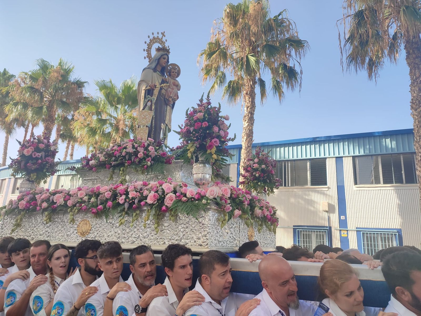 Así ha desfilado la Virgen del Carmen por la Costa de Granada: las mejores imágenes