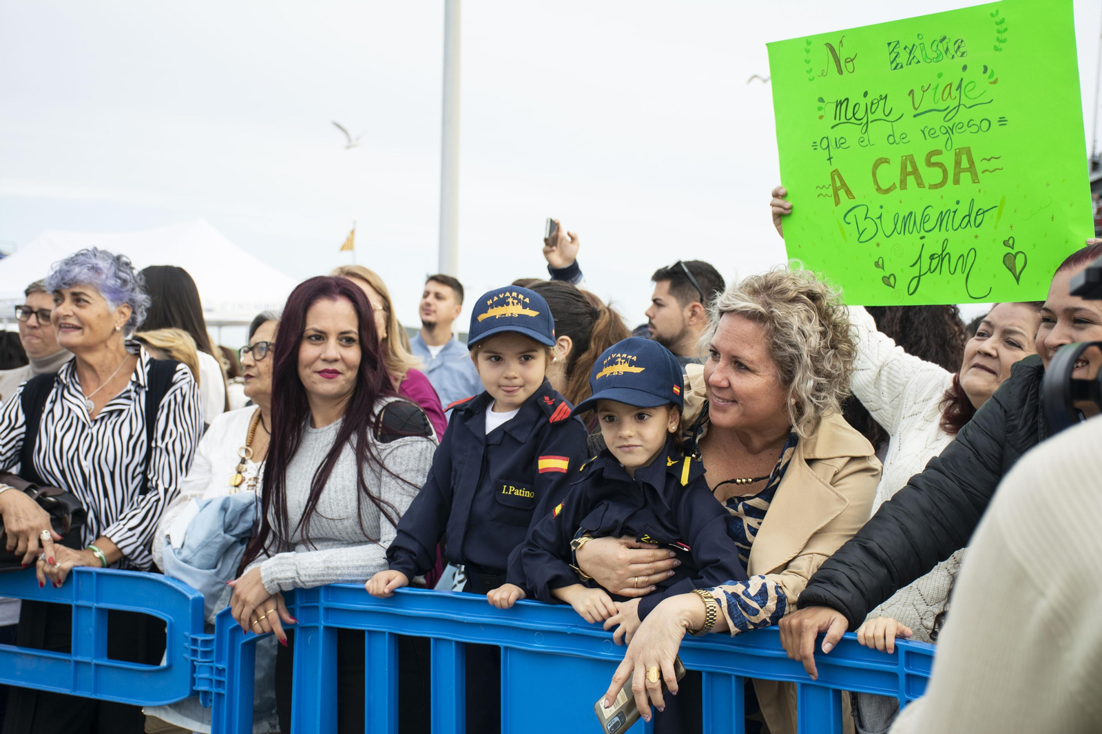 Armada: Así ha sido el recibimiento a la fragata 'Navarra' a la Base de Rota