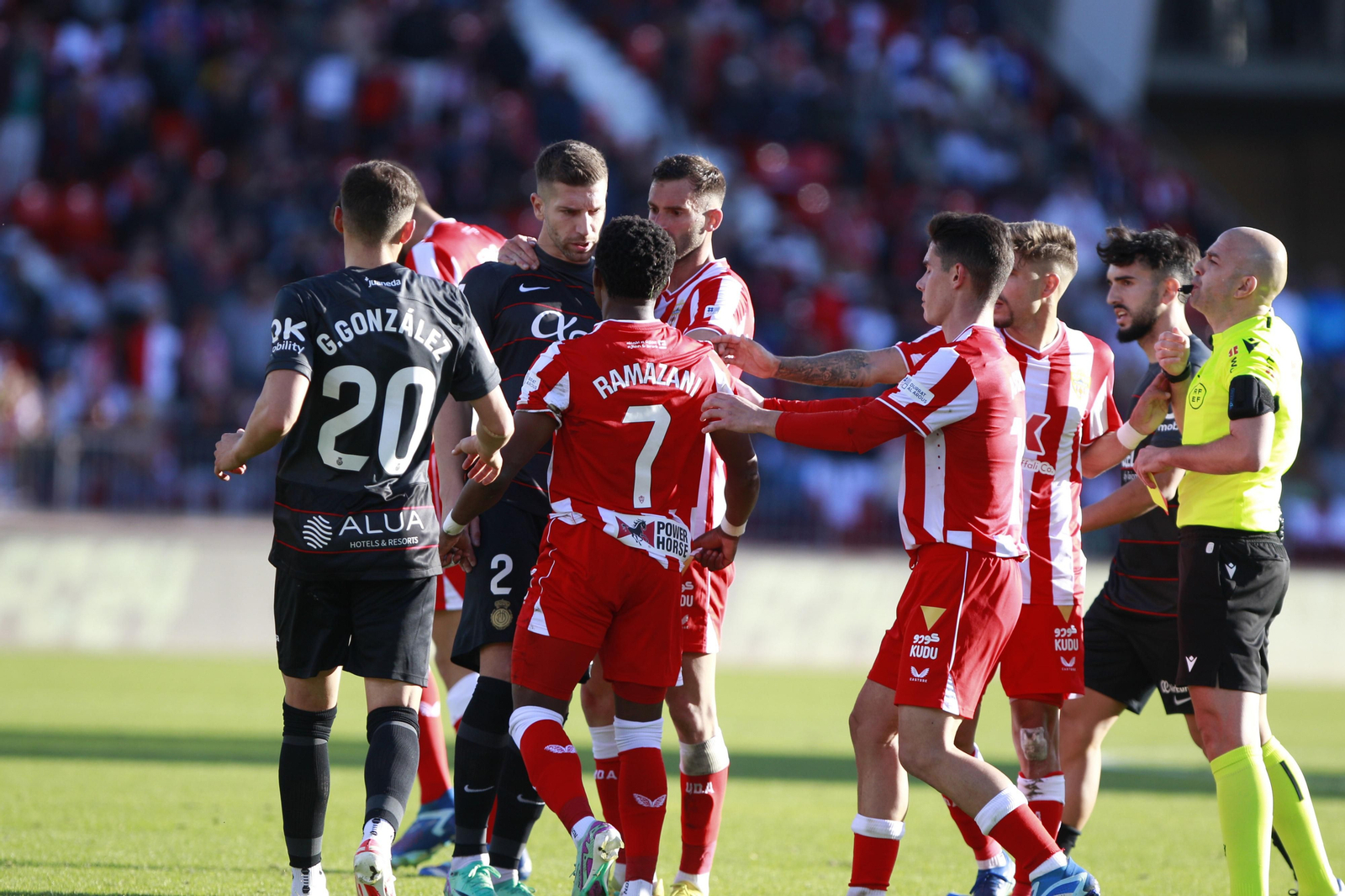 Imágenes del partido U.D. Almería-R.C.D. Mallorca