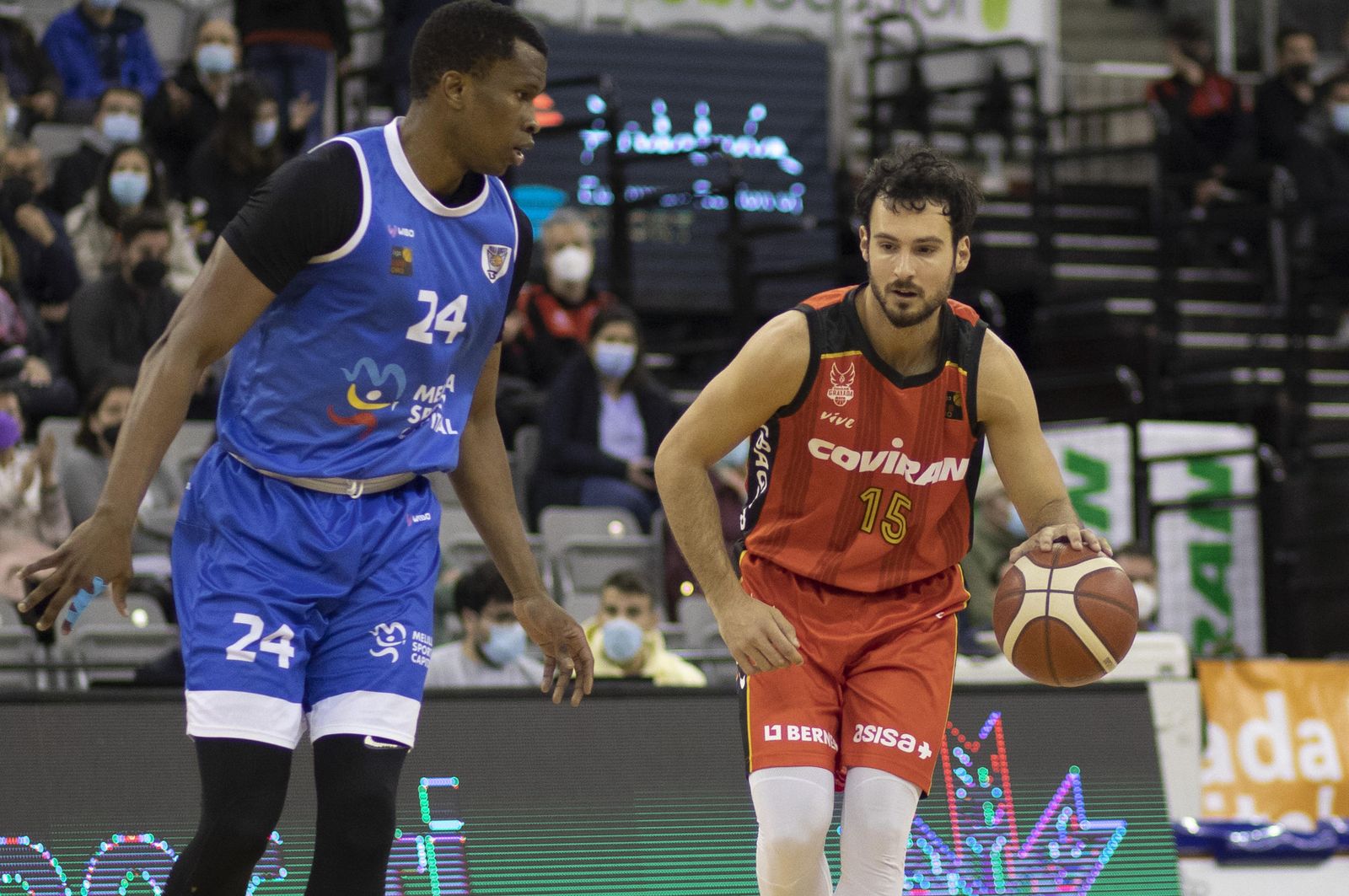 El Covirán Granada-Melilla, en imágenes