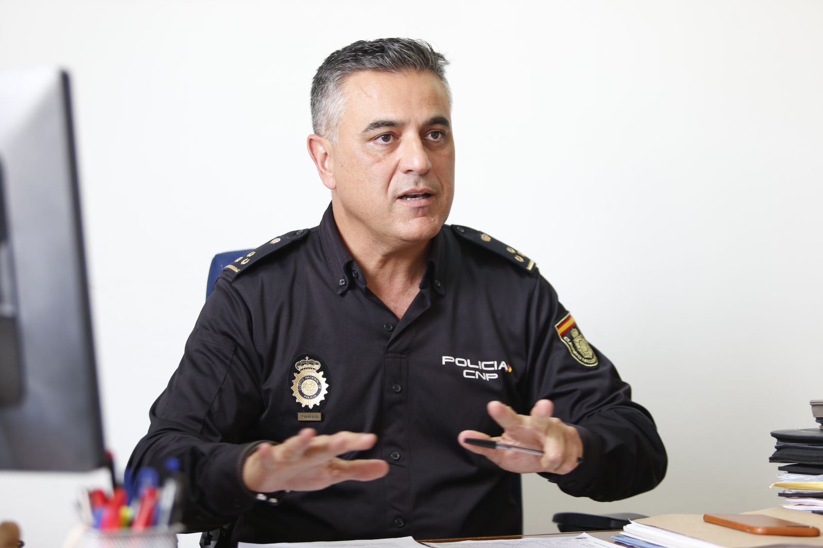 El inspector Domingo Cabrera, interlocutor policial sanitario en Sevilla.