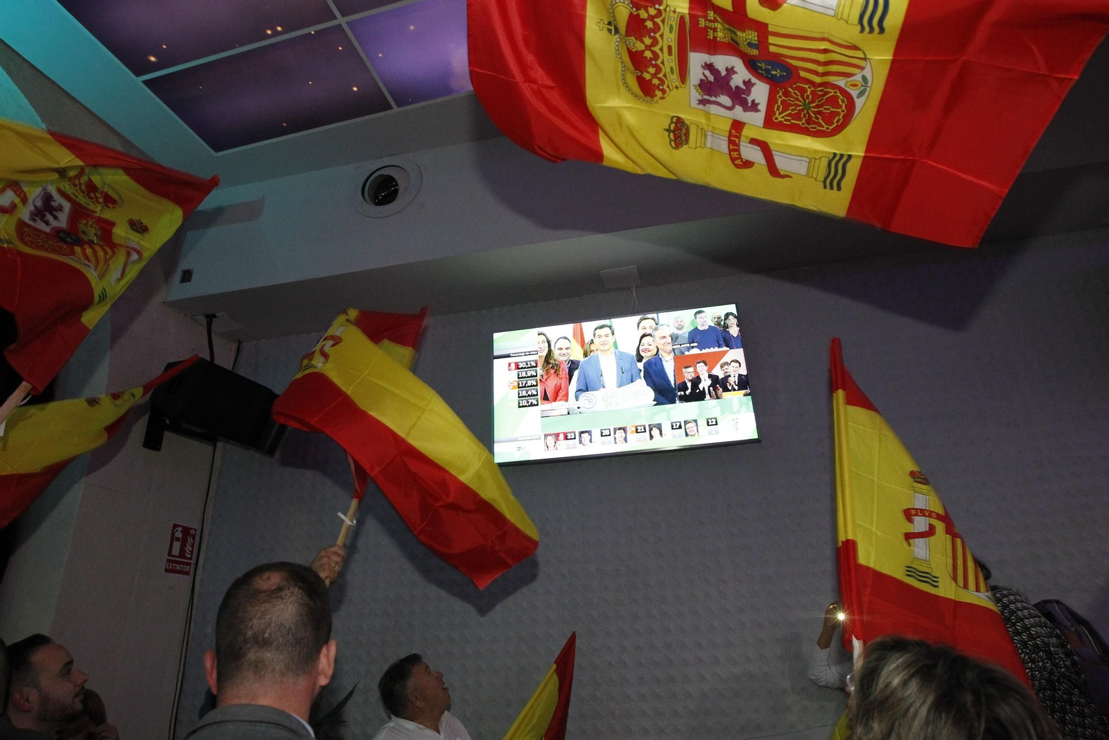 La fiesta de Vox Almería, en imágenes.