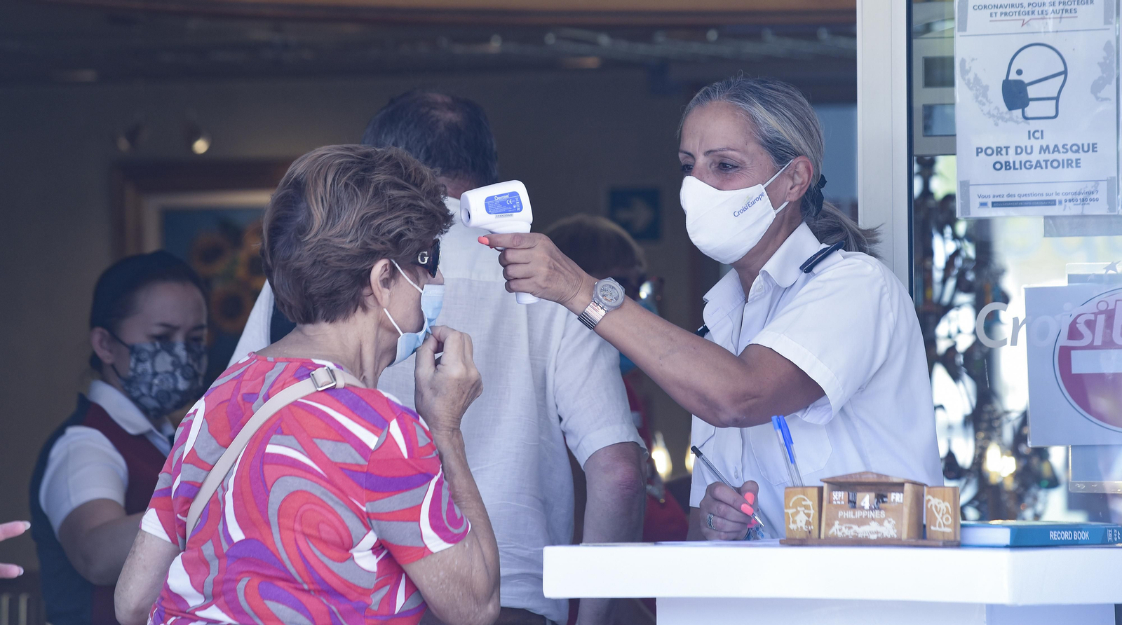 Más de 100 cruceristas, en una travesía por el Guadalquivir rumbo a Huelva y Cádiz