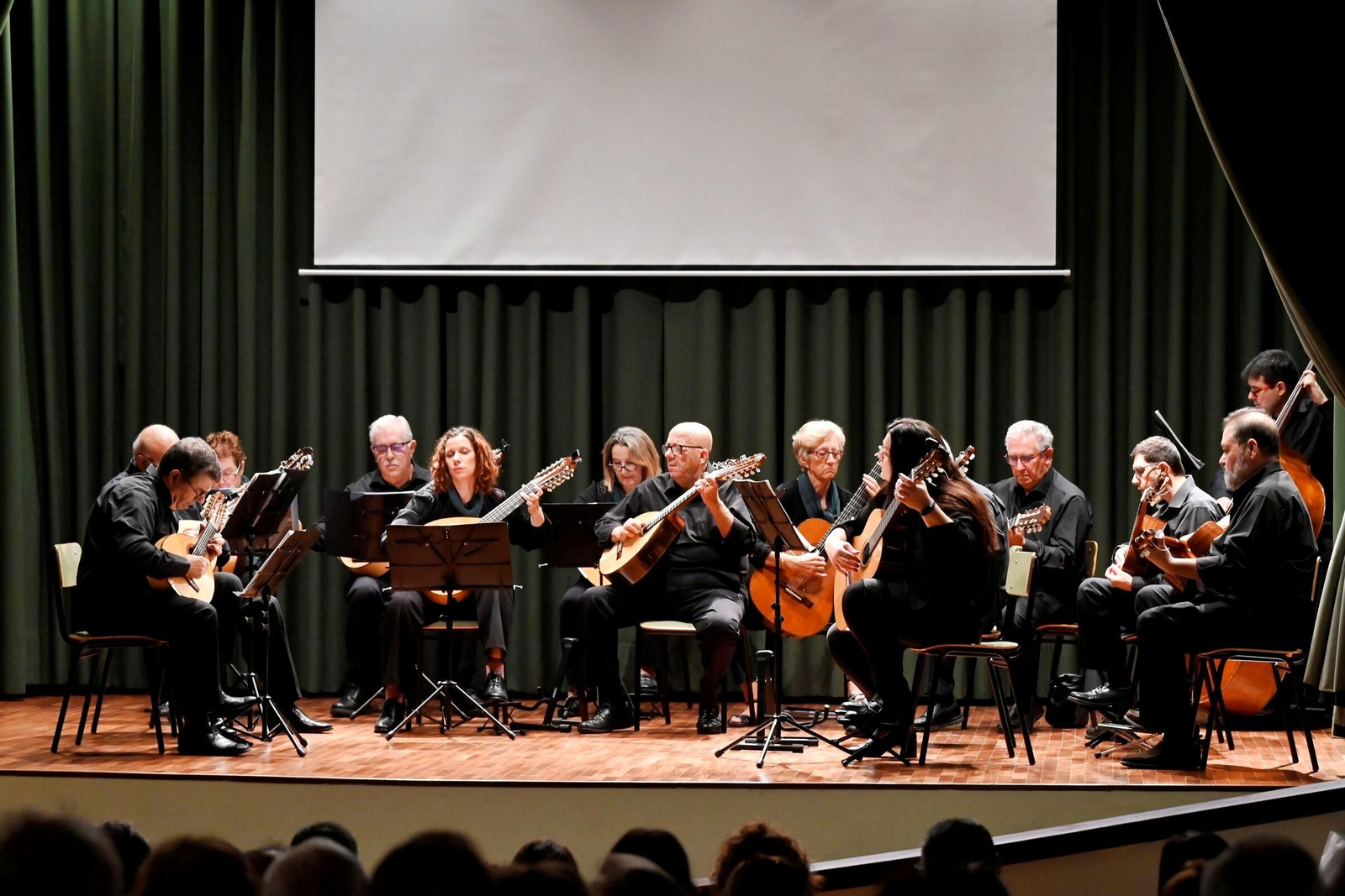 La Orquesta de Plectro Ciudad de los Califas, en imágenes
