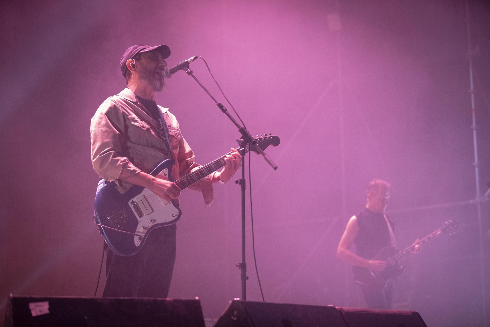 Los Planetas salen por la puerta grande de Granada
