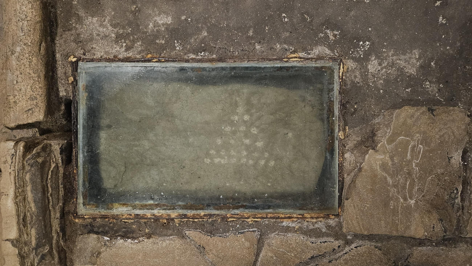 Estos juegos romanos están grabado en una de las aceras