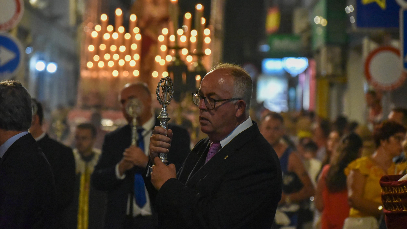 La Magna Mariana de Algeciras por la calle Convento, en imagenes