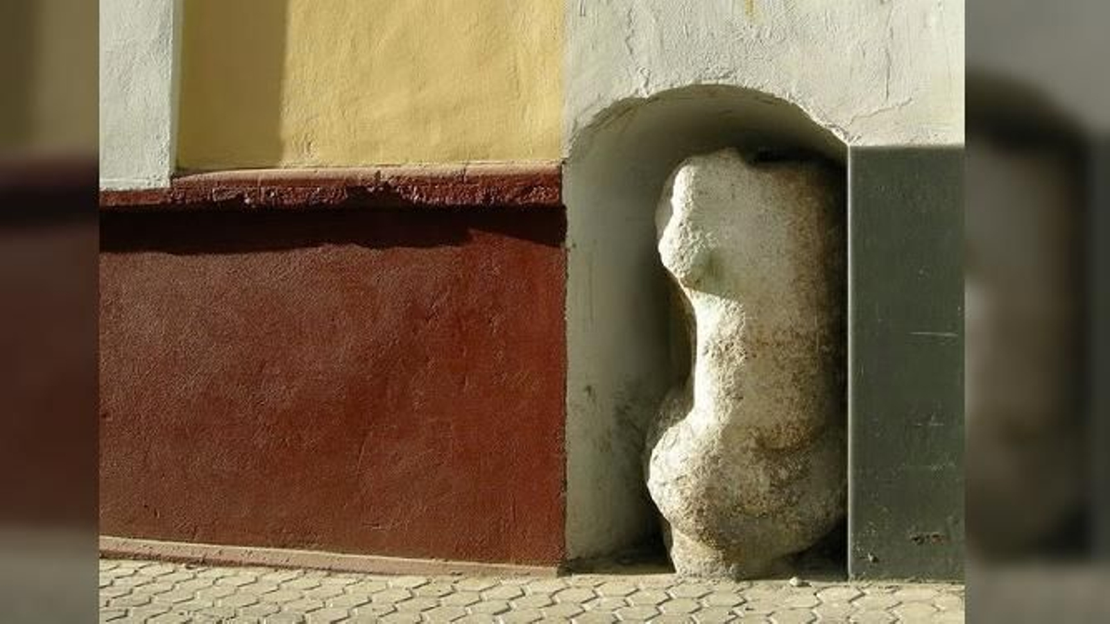 El Hombre de Piedra que da nombre a la calle