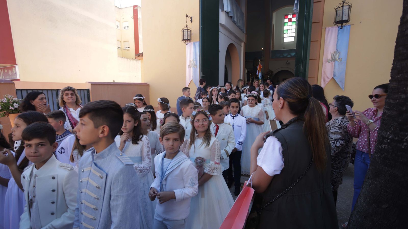 Fotos de la procesión de María Auxiliadora en La Línea