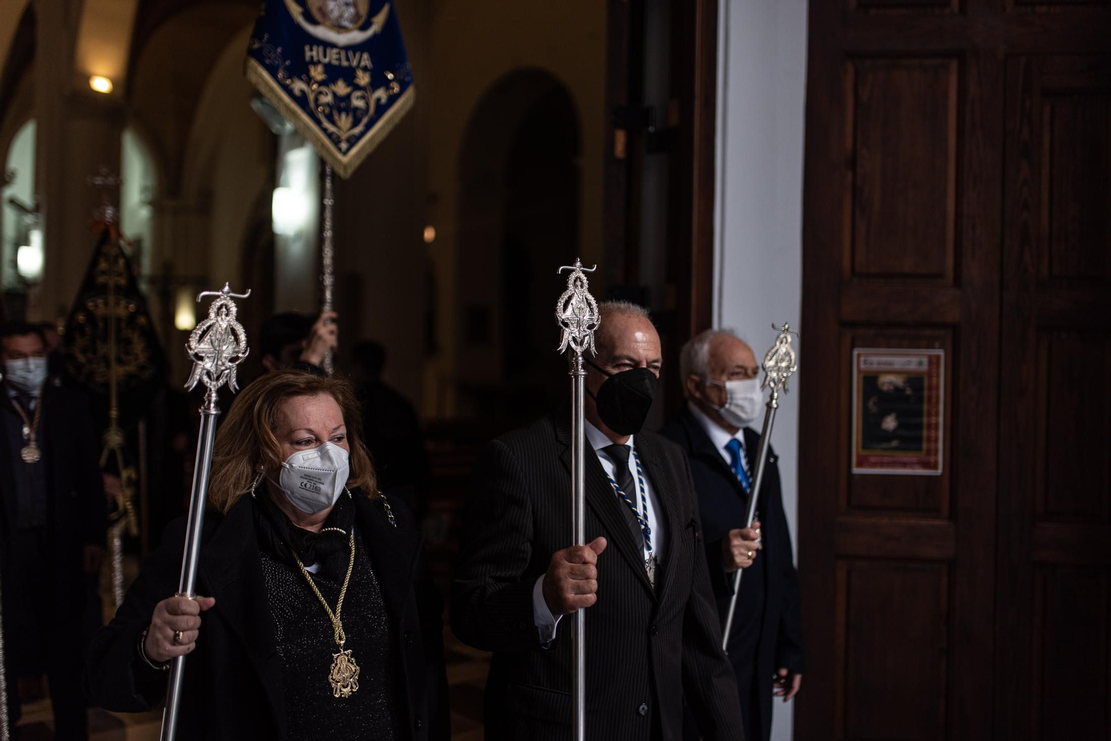 Imágenes de la Inmaculada Concepción procesionando por las calles de Huelva