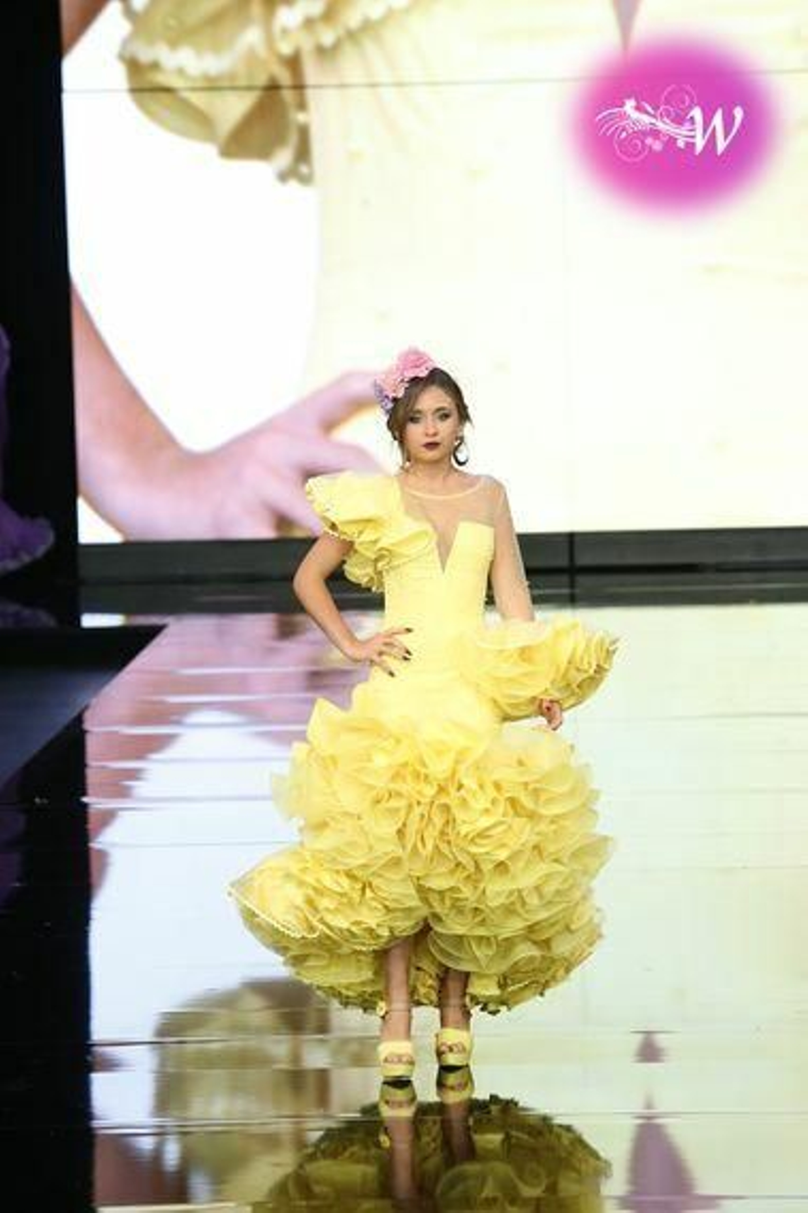 Todas las fotos del desfile de Sara Benítez en SIMOF 2020