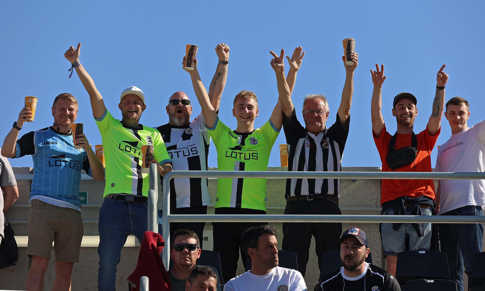 Búscate en el Ciudad de La Línea durante el Balona  - El Palo