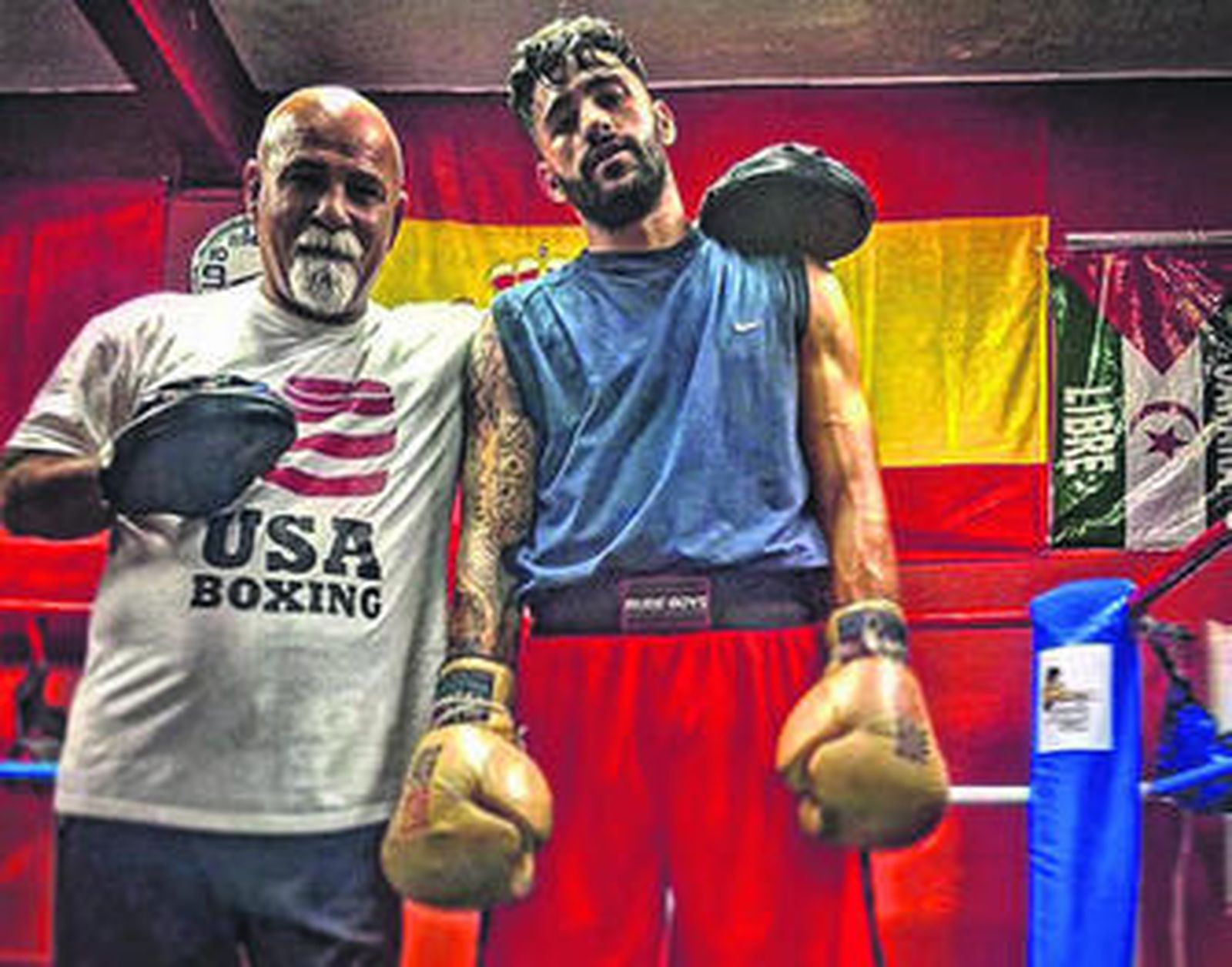 Antonio Navarro y el púgil Juan Ruiz 'Tato'.