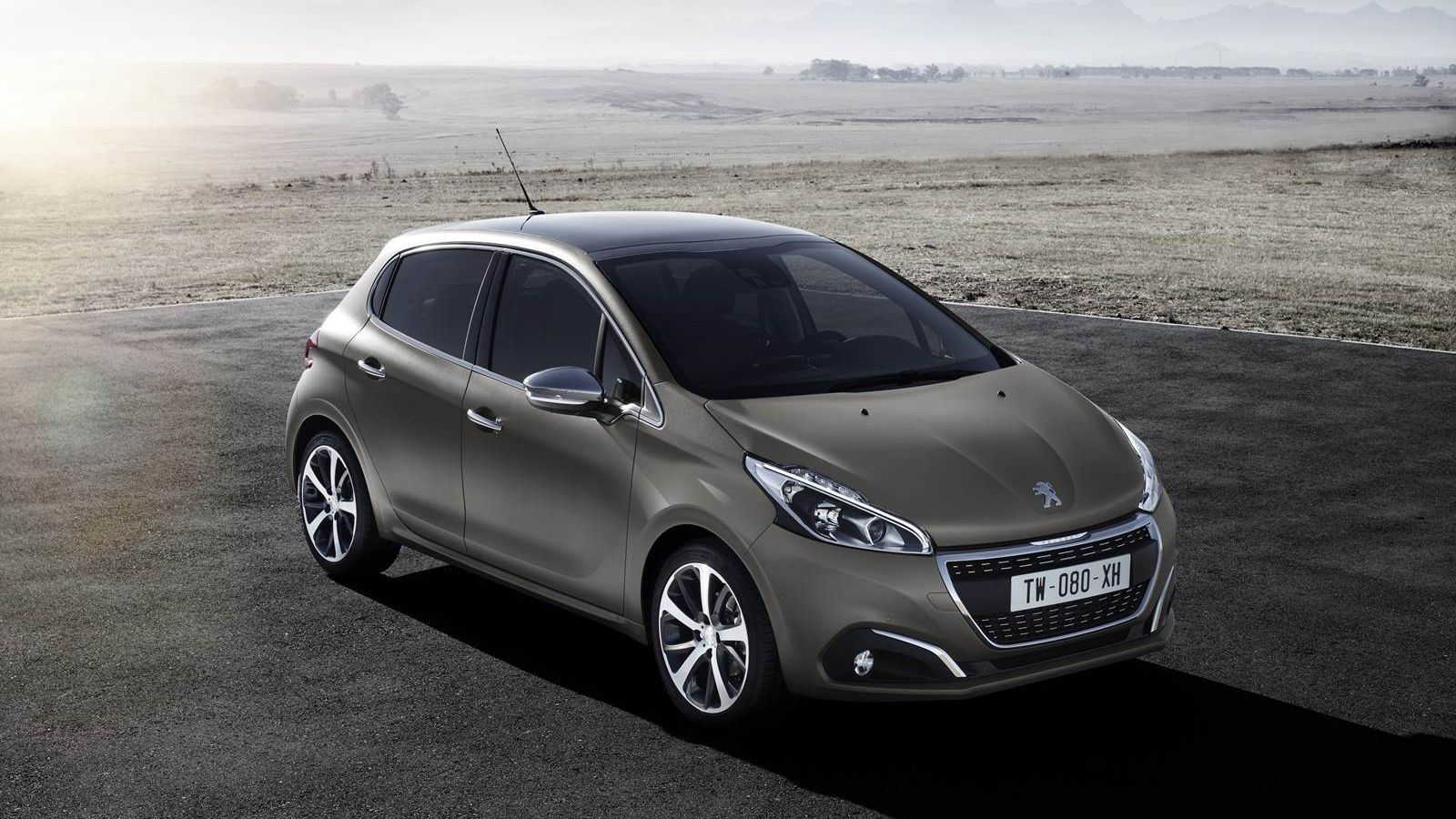 Peugeot 208 2015.