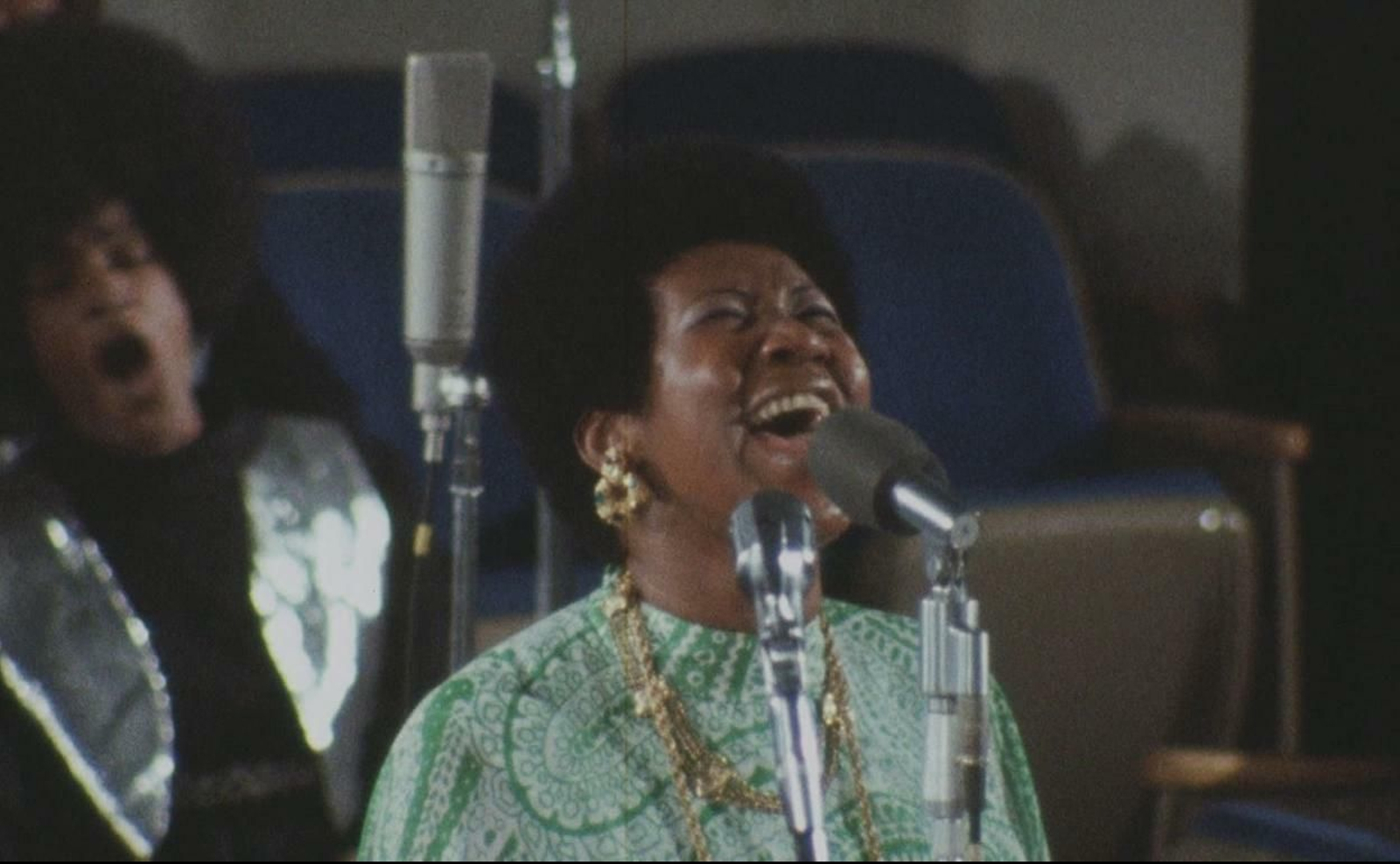 Una imagen de Aretha Franklin en el documental musical 'Amazing Grace'.