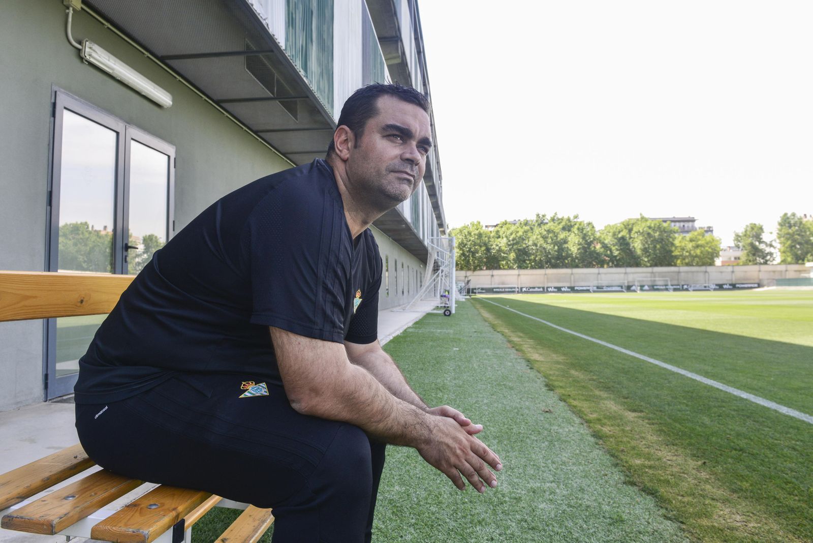 Pablo del Pino observa un entrenamiento.