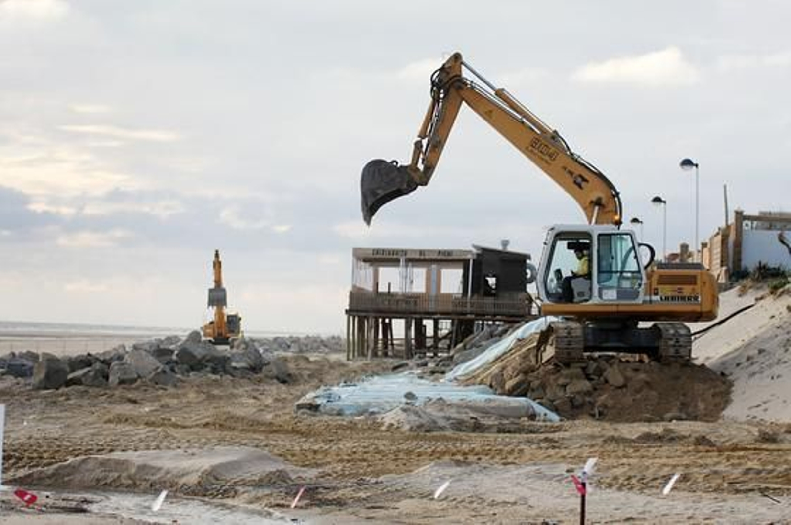 La playa de Matalascañas estará preparada para el turismo de Semana Santa. / Alberto Domínguez