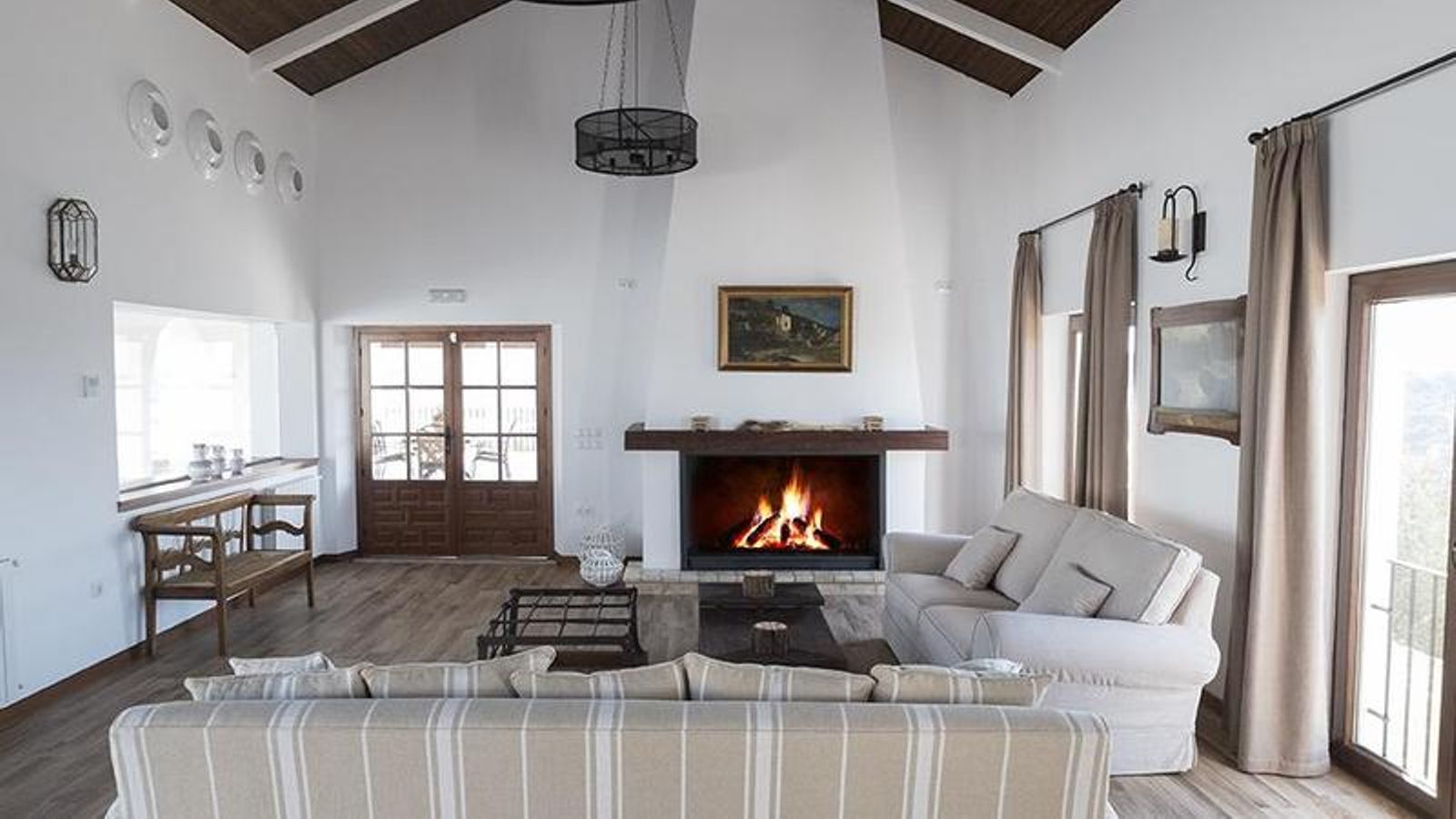 Salón de Casas de Alisné