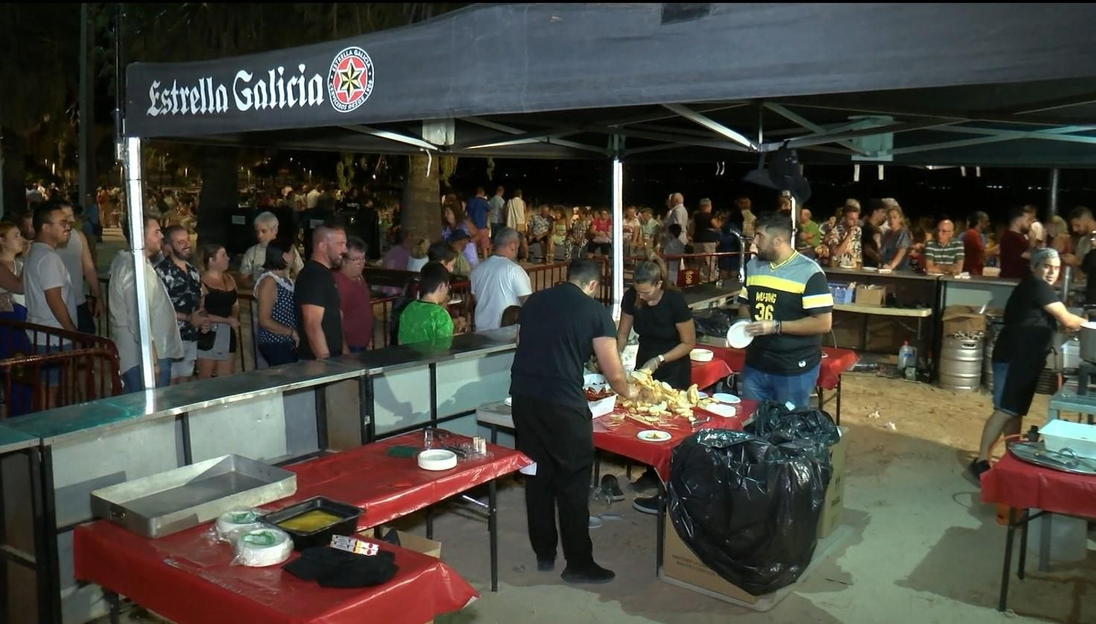 Celebración de la chistorrada en una imagen de archivo