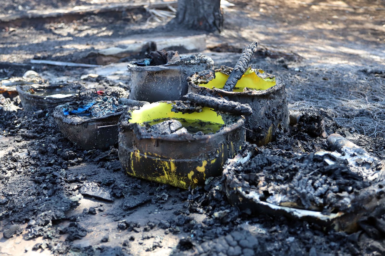 Imágenes del incendio de chabolas en Lucena del Puerto