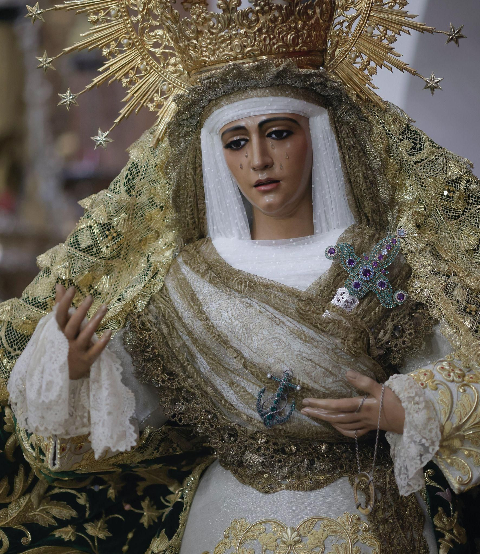 La Esperanza de Triana, preparada para el traslado a San Jacinto.