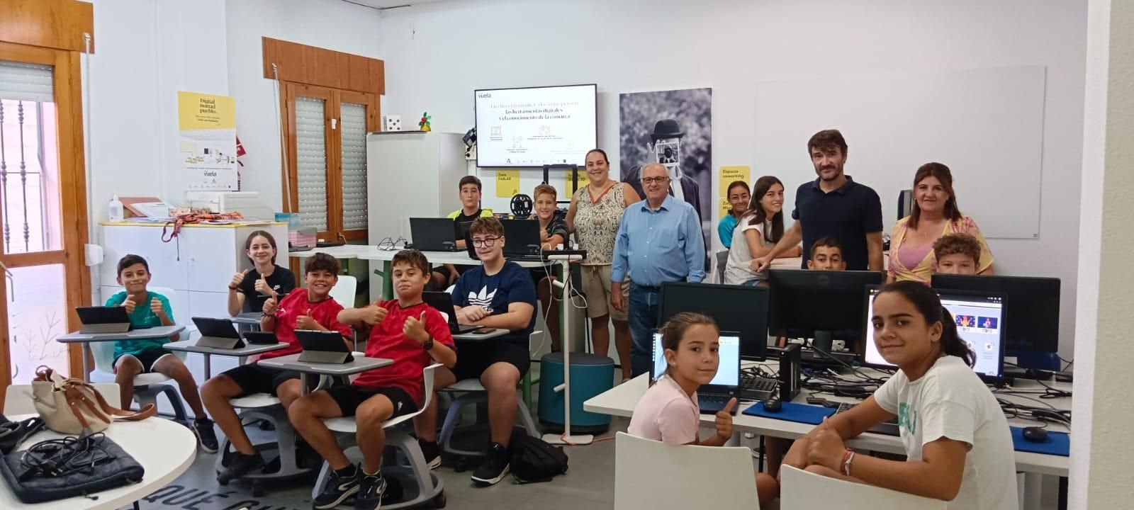 Participantes en el Campamento Digital. Participantes en el Campamento Digital.