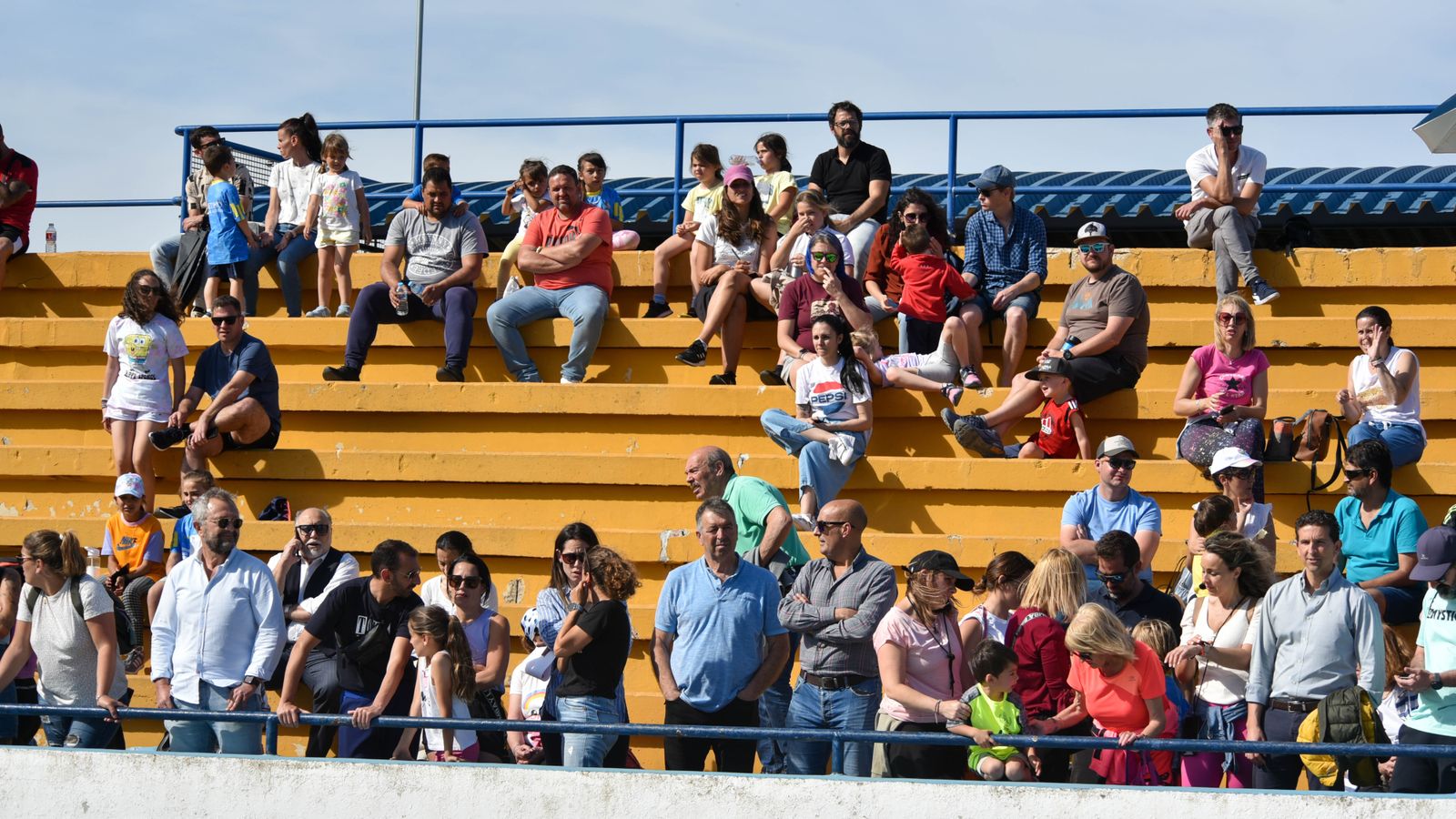 Final de los Juegos Municipales de Atletismo de Algeciras para categorías sub-8 y sub-10