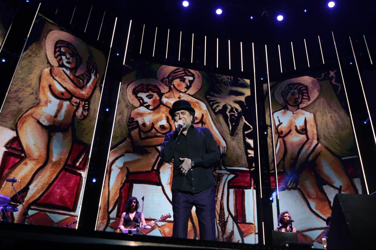 Joaquín Sabina en un momento de su concierto en Jerez el pasado viernes.