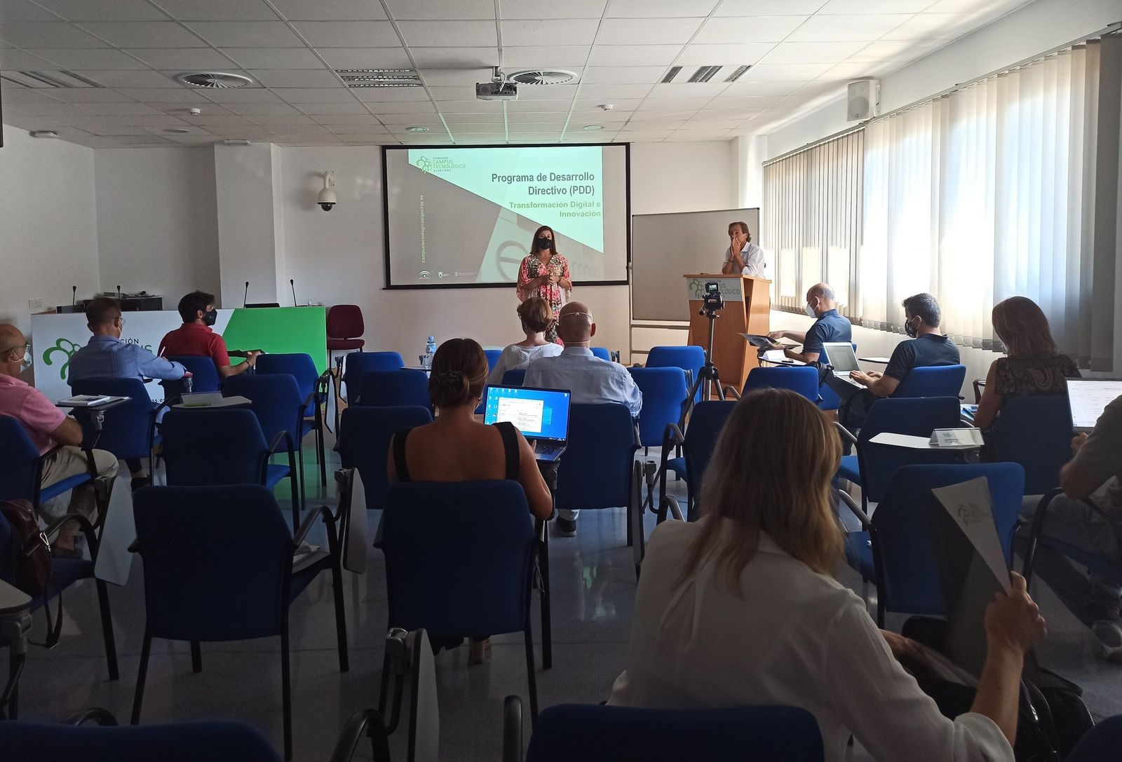 La apertura del programa.