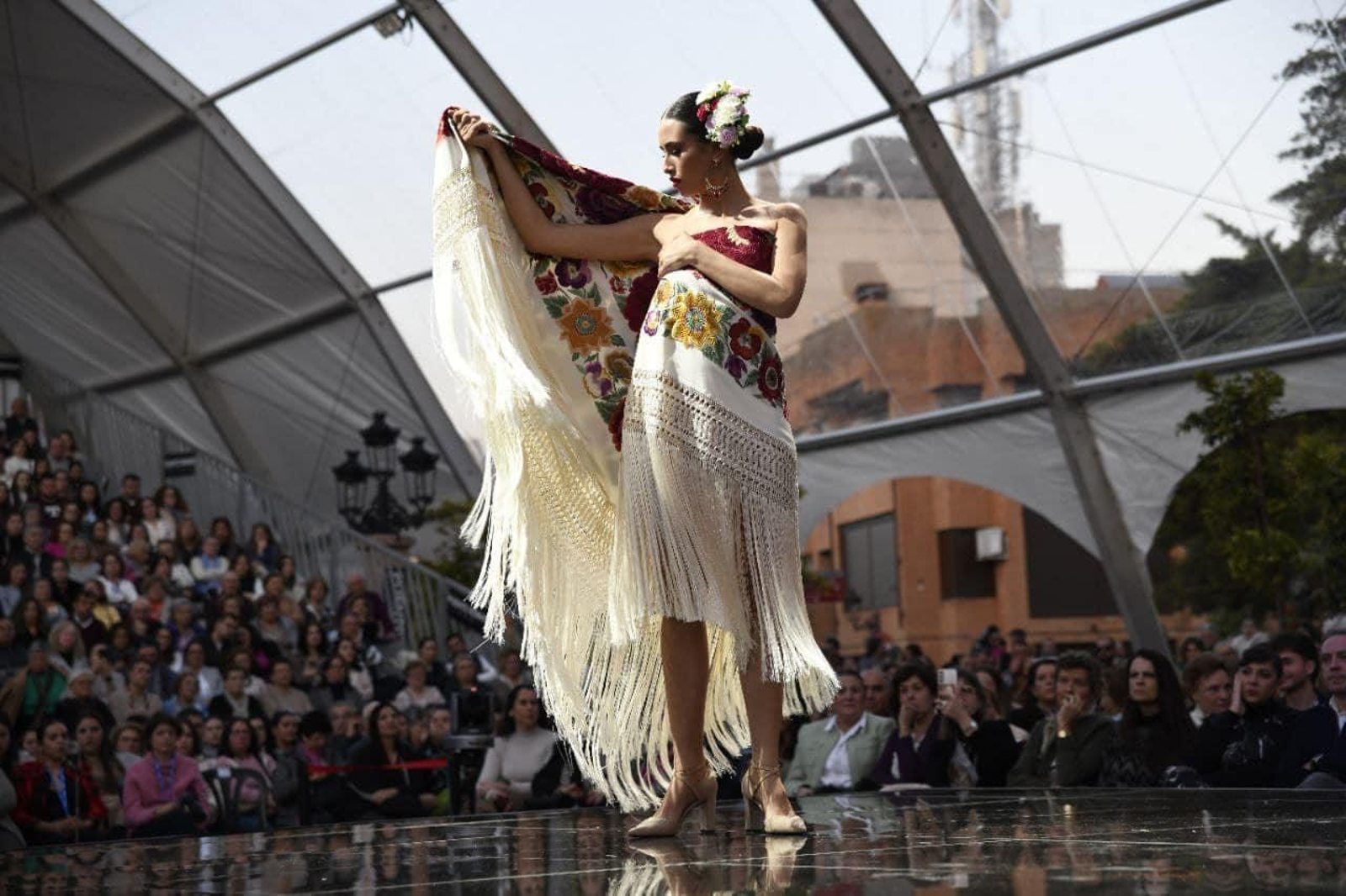Lo mejor de Andújar Flamenca, moda de alta costura, en imágenes