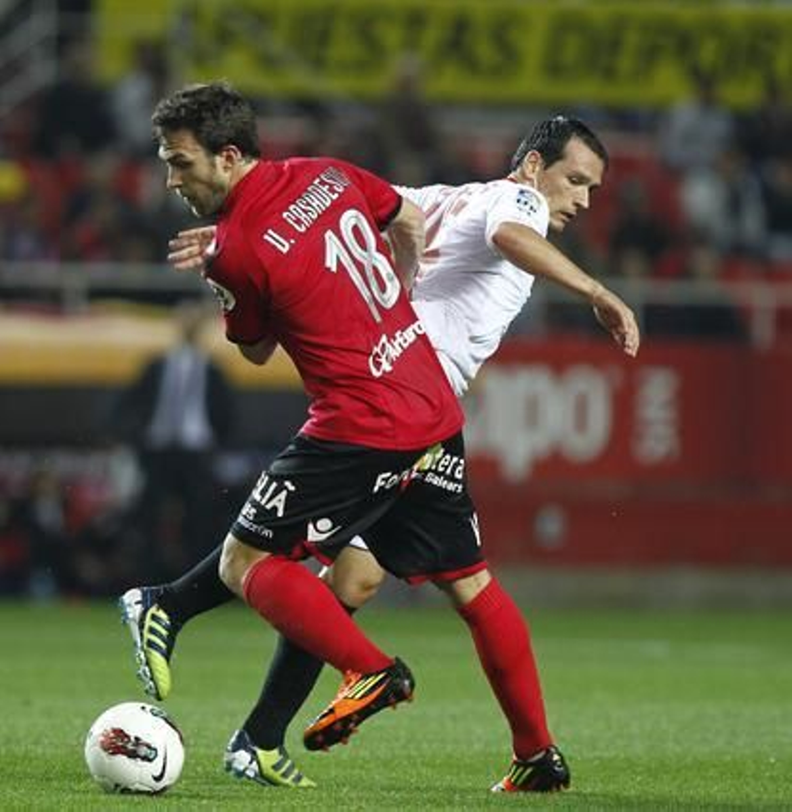 El Sevilla acumula tres victorias consecutivas tras vencer al Mallorca en casa (3-1). / Antonio Pizarro