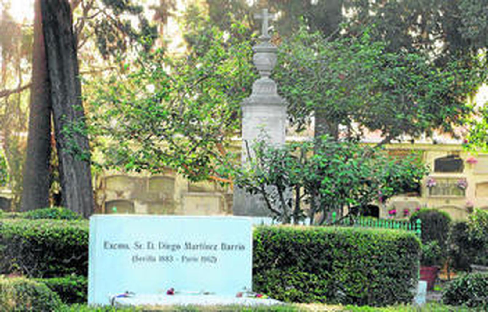 Entre la escuadra y el compás