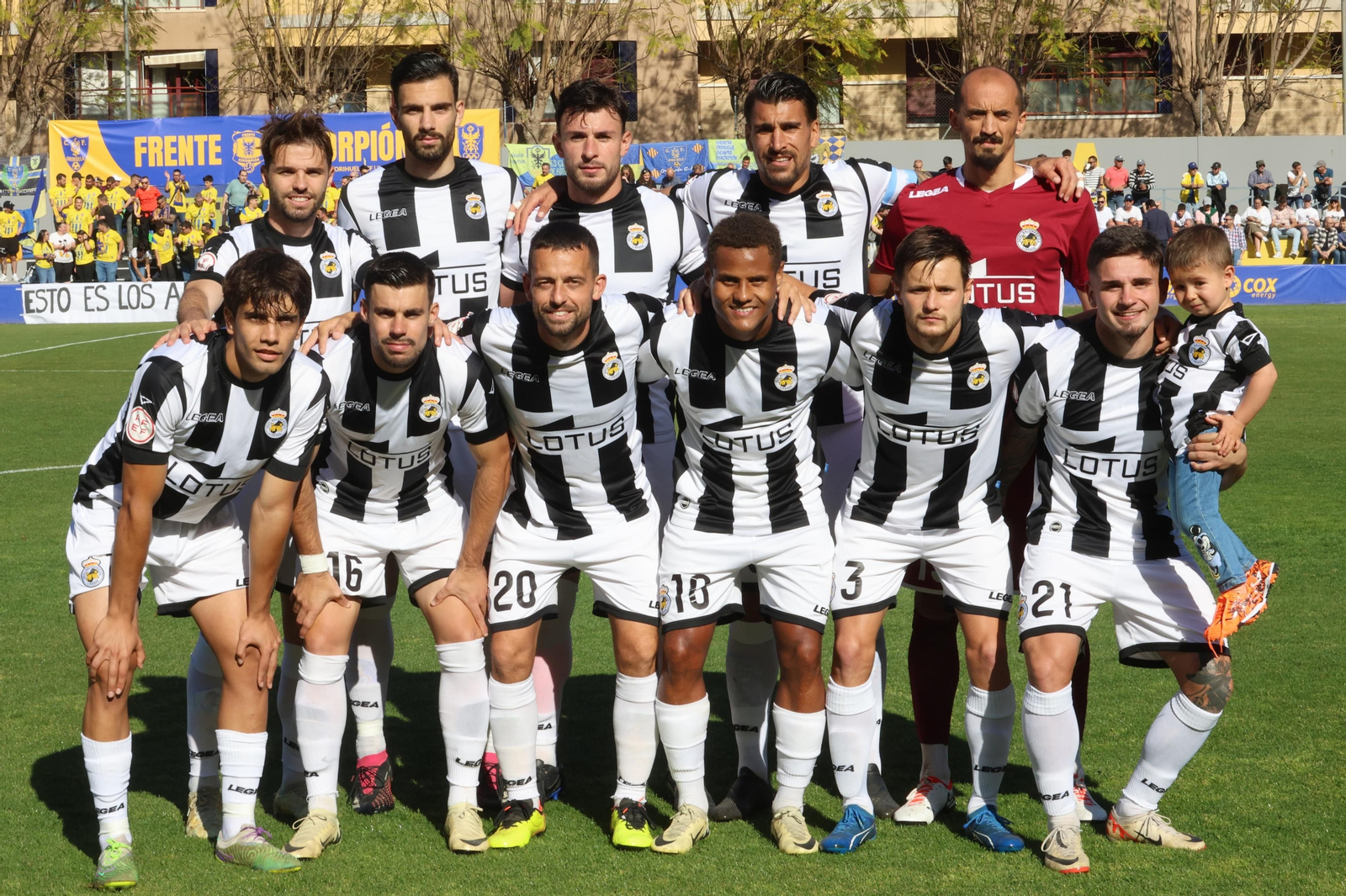 Las fotos del Orihuela-Balona de Segunda Federación (1-2)