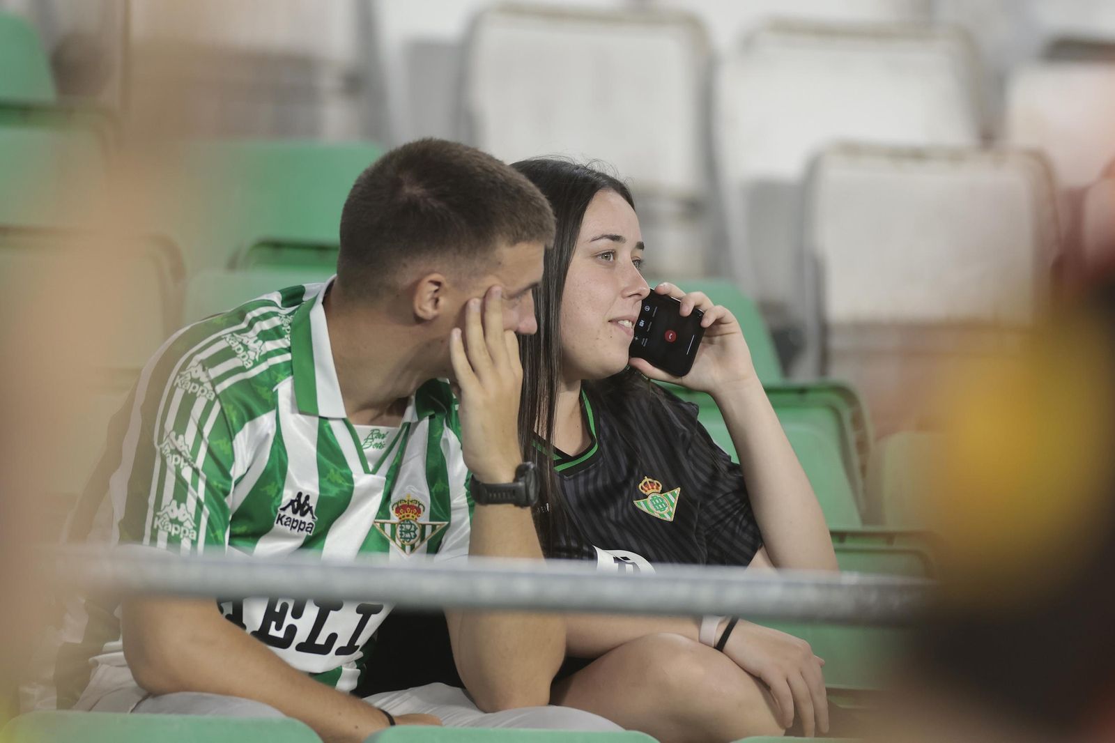 Búscate en las fotos del Betis-Copenhague