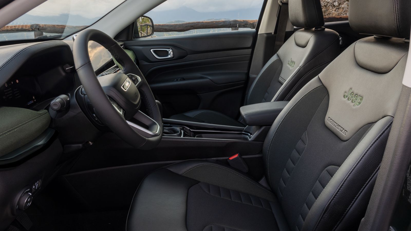 Las combinaciones de materiales y colores son específicas de esta edición especial North Star.