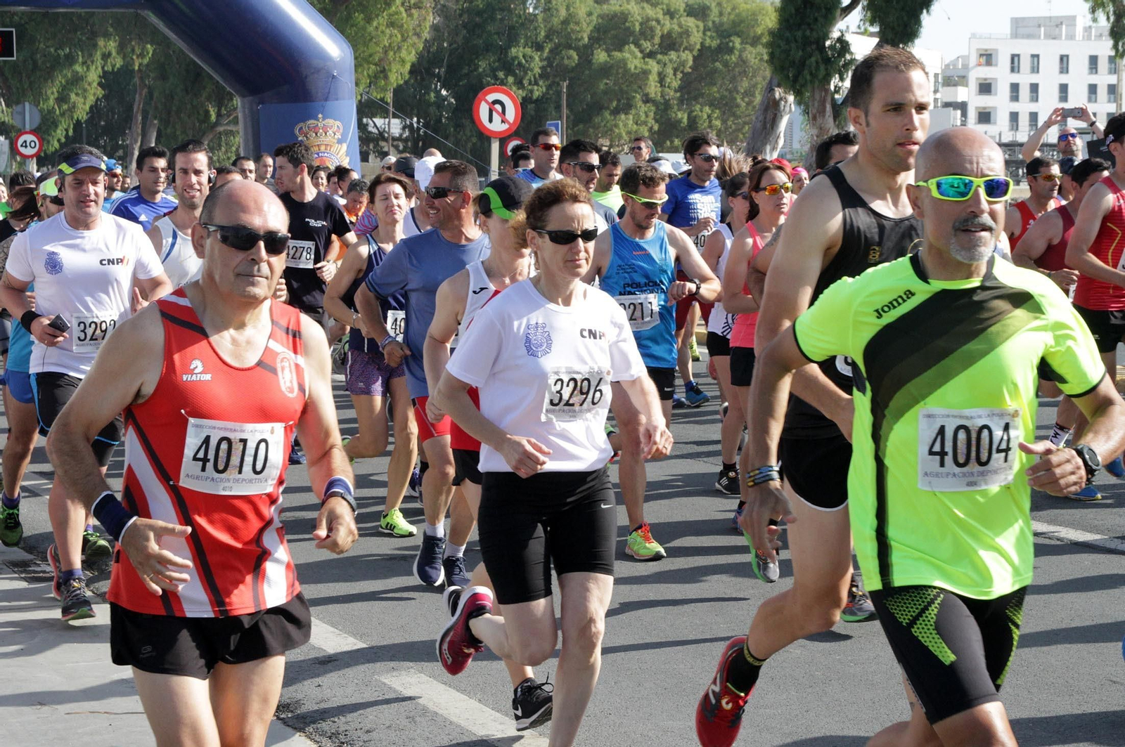 Imágenes de la Carrera Solidaria Ruta 091 organizada por la Policía Nacional